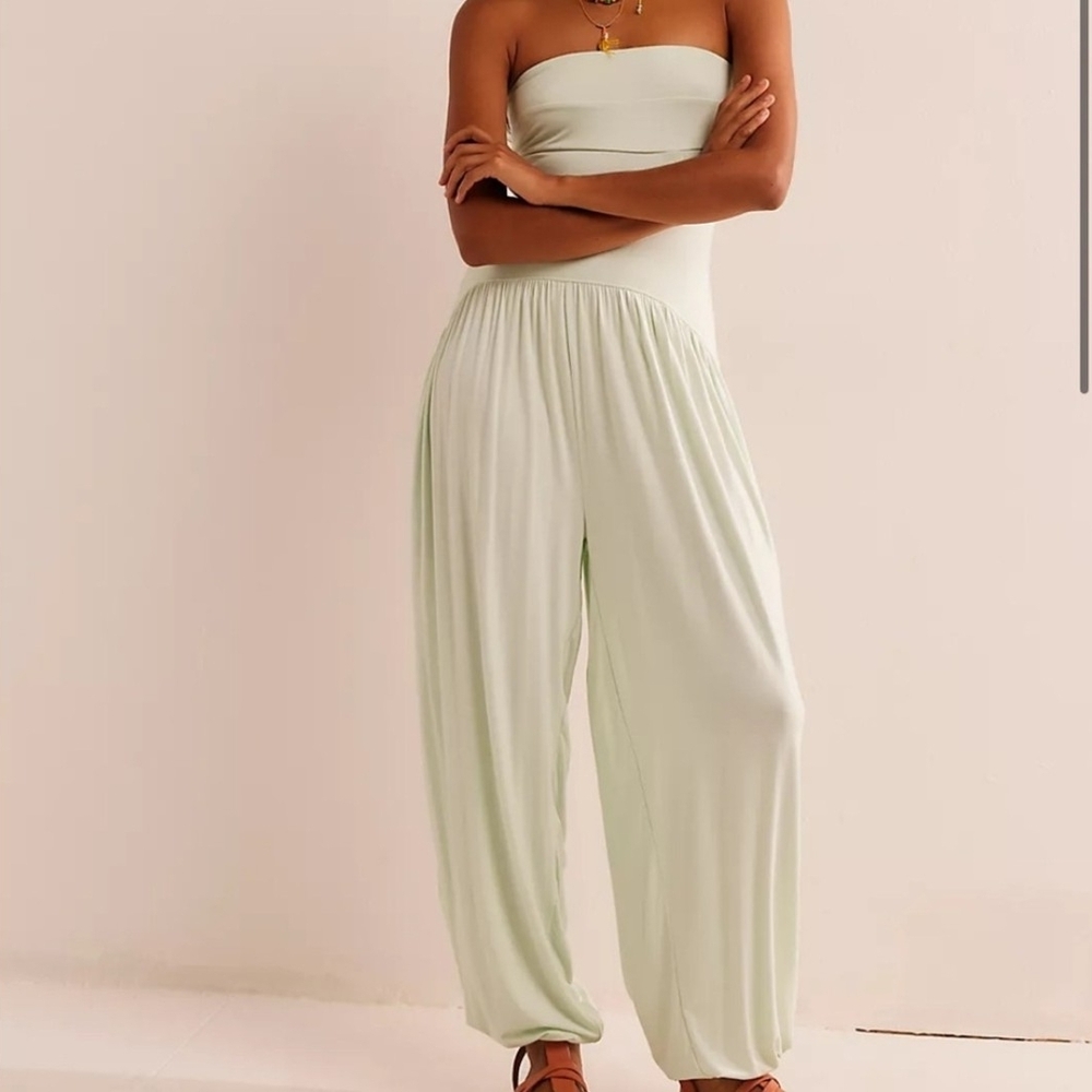 Free People Mora White Strapless Jumpsuit Size xs